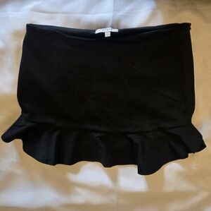 Umgee 15" Ruffled Black Mini Skirt, EUC